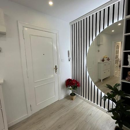 Apartamentos C&E Haro Eksteriør billede